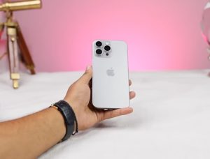IPhone 15 pro max price in kuwait segment smartphone