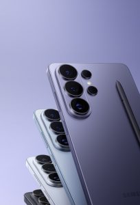 Best Phone Camera Comparison Back design and camera view 